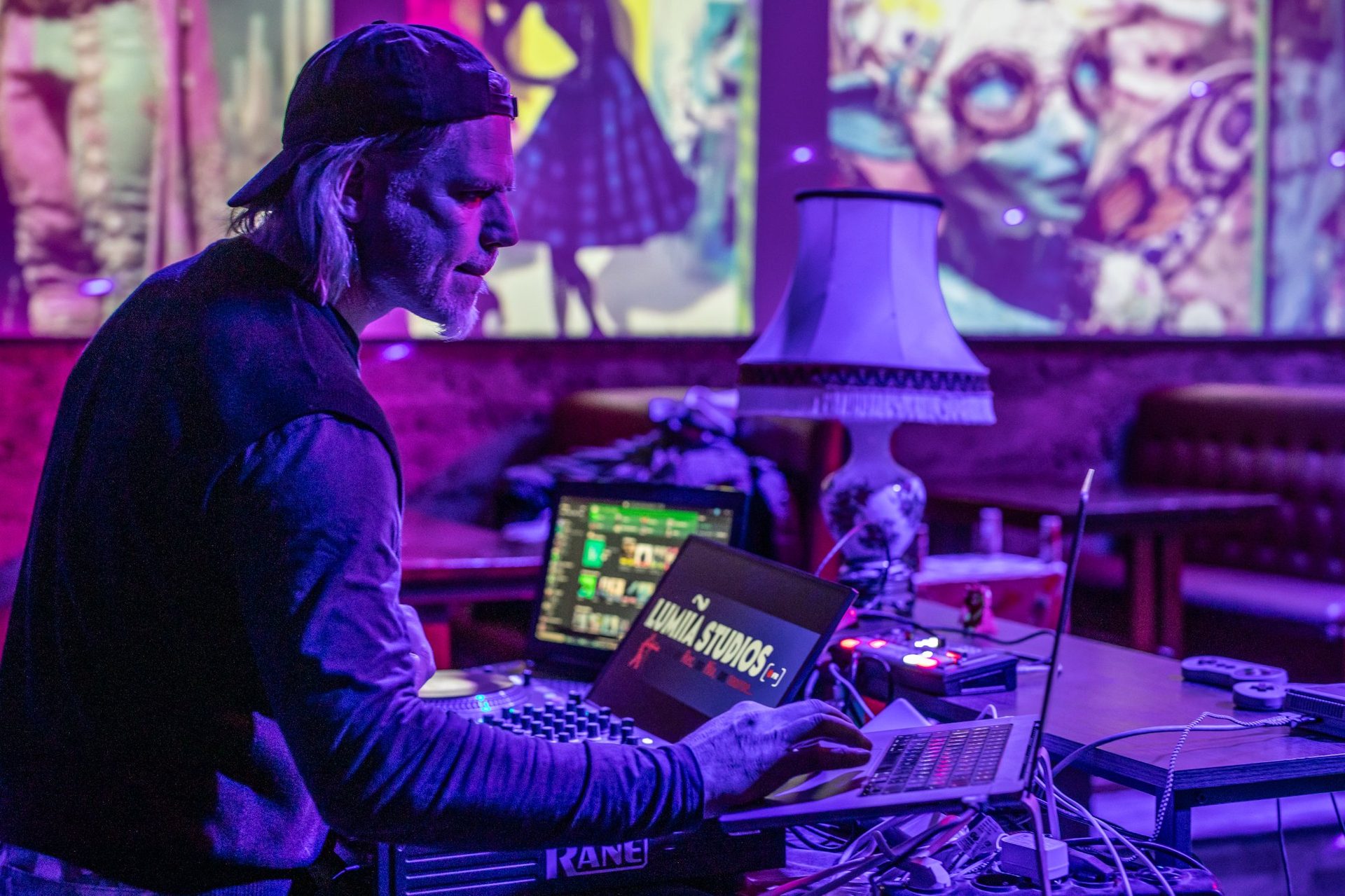 DJ au bar LUMIIA